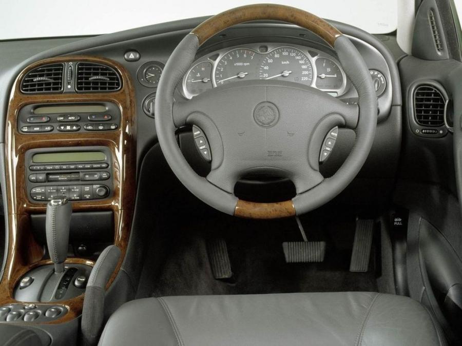  Holden Caprice 1999 года  (фото 2 из 3)